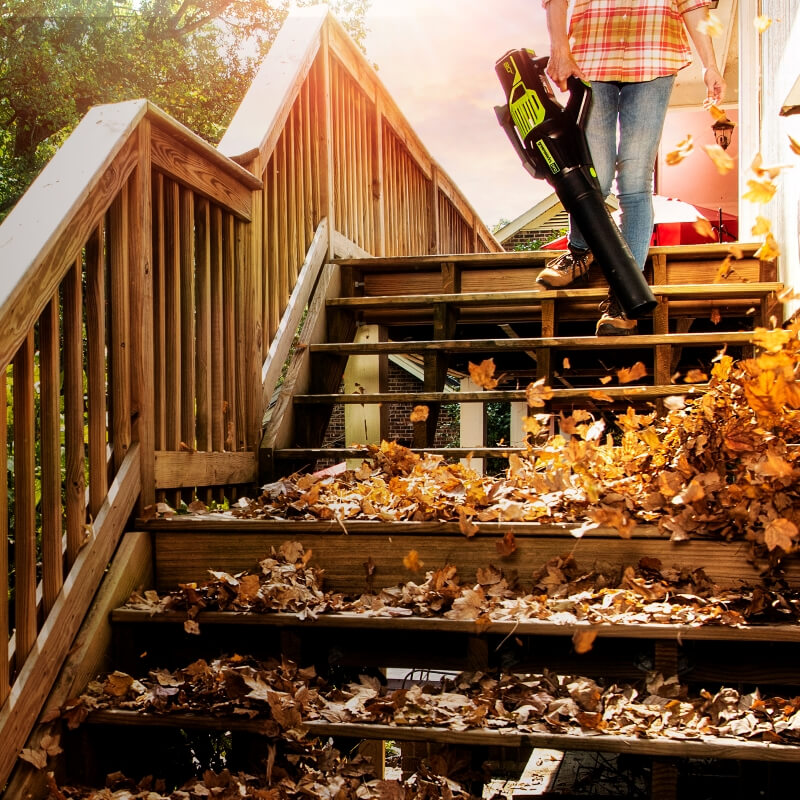 Ensemble 80 V de coupe-herbe 16 pouces et souffleur, (2) batteries 2,0 Ah et chargeur inclus