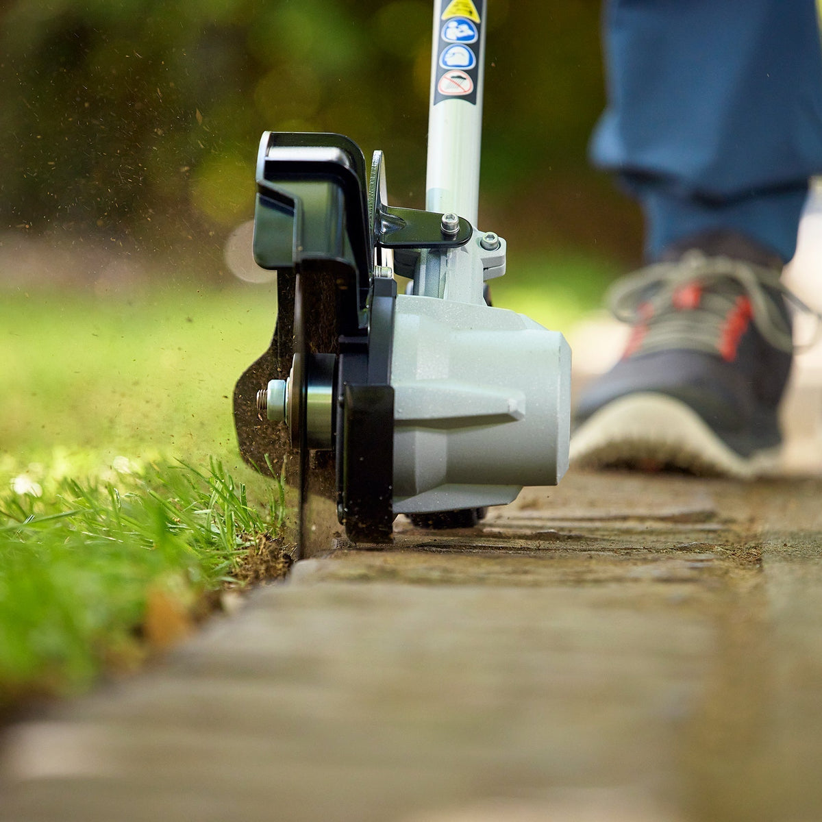 Best Cordless Edger 2026: A Buyer's Guide | Greenworks – Greenworks ...