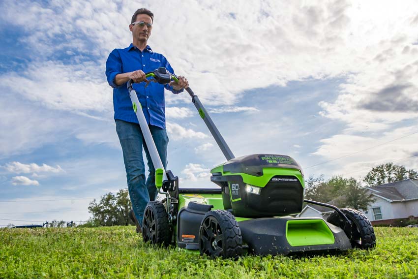 Say Goodbye to Gasoline: How Greenworks' Battery-Powered Lawn Mowers are changing the Game
