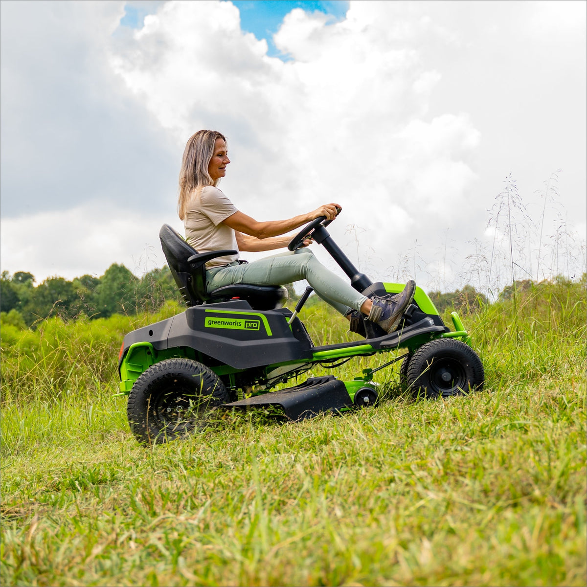 Tractors & Vehicles – Greenworks Tools Canada Inc.