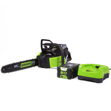 Charger l&#39;image dans la galerie, 80V 18&quot; Brushless Chainsaw, 2.0Ah Battery and Charger Included
