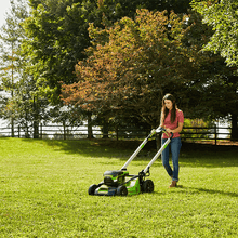 Load image into Gallery viewer, 60V 21&quot; Brushless Self-Propelled Lawn Mower, 5.0Ah Battery and Rapid Charger
